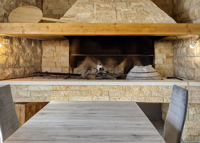 Gazic, No 2 דירה זאדאר